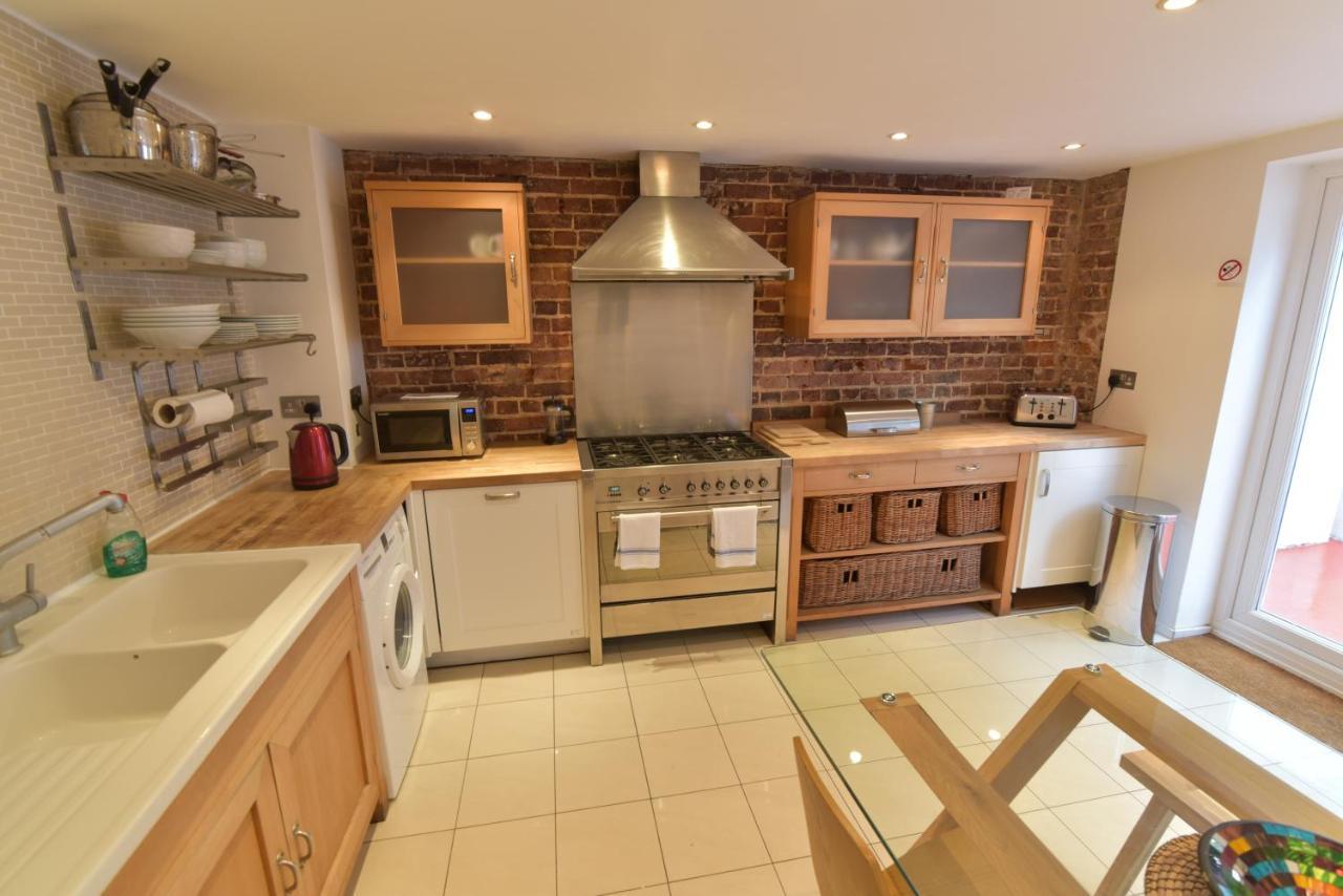 With Allocated Parking And Patio Apartment