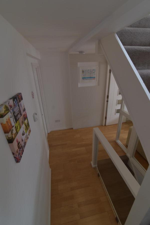 Apartment With Allocated Parking And Patio